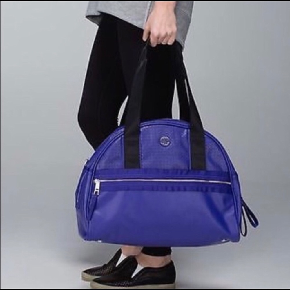 Lululemon EGUC Flow to Om bag